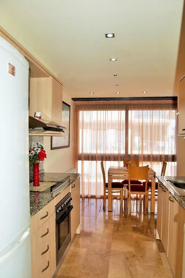 Apartamento Ainara Garden Family Lloret de Mar 0*,  Spagna
